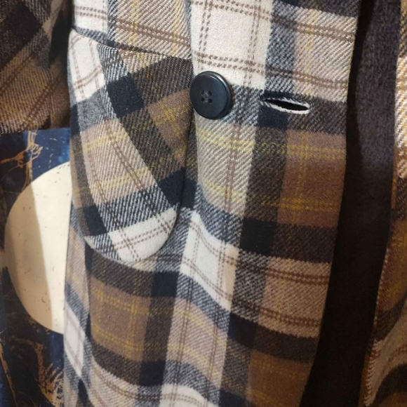 Vintage Wool Coat. Size: Large - Picture 5 of 5